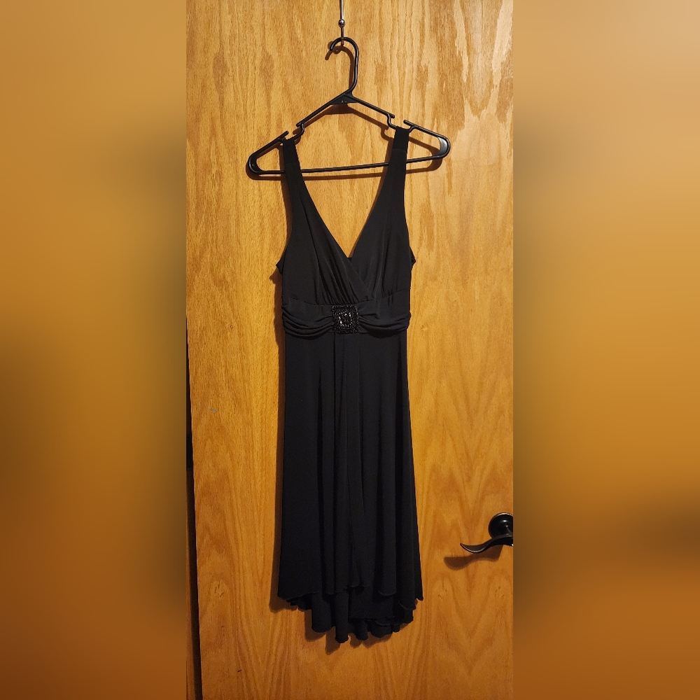 Enfocus Studio black dress with embroidery front chest